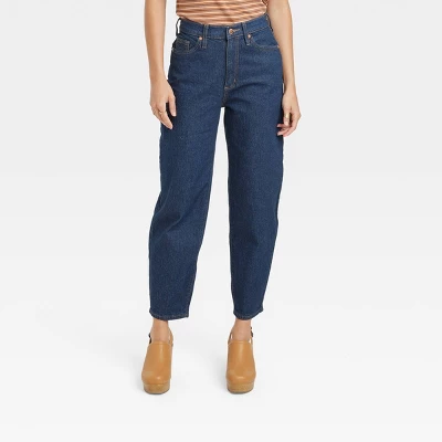 Women's Super-High Rise Tapered Balloon Jeans - Universal Thread™ - Image 3
